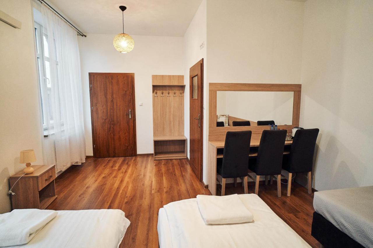 Hotel Lilia فوشتوفا المظهر الخارجي الصورة